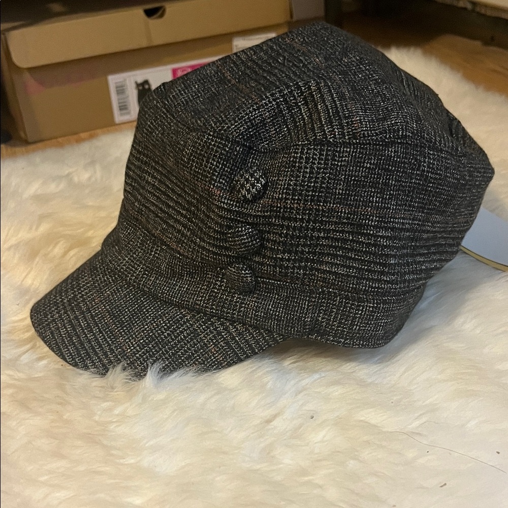 D&Y Black and Gray Newsboy Women's Hat